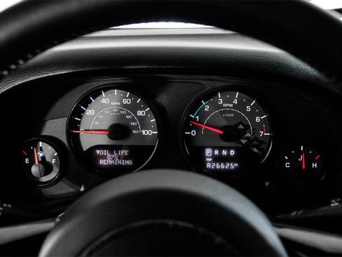 Used 2017 Jeep Wrangler Sahara image 12