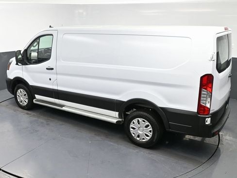 Used 2024 Ford Transit 250 Low Roof w/ Exterior Upgrade Package image 41