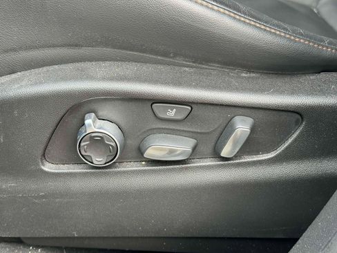 Used 2021 Cadillac XT4 Sport image 29