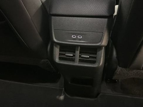 Used 2025 Chevrolet Equinox LT w/ Convenience Package II AWD/4WD image 32