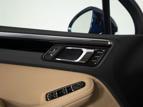 New 2026 Porsche Macan S image 20