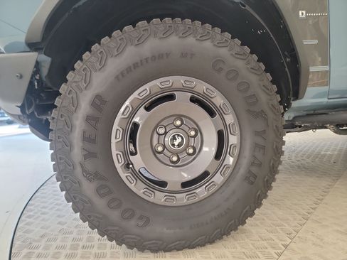 Certified 2023 Ford Bronco Everglades AWD/4WD image 10