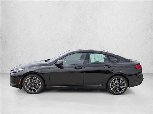 Used 2026 BMW 228i xDrive w/ Technology Package AWD/4WD image 5