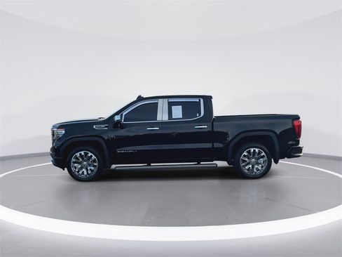 Used 2022 GMC Sierra 1500 Denali w/ Denali Reserve Package image 5