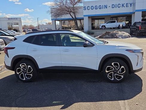 New 2026 Chevrolet Trax RS w/ Driver Confidence Package image 5