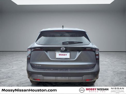 New 2026 Nissan Kicks S image 6