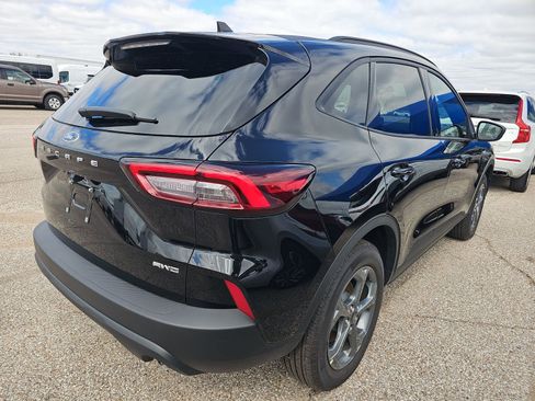 Used 2026 Ford Escape ST-Line image 6