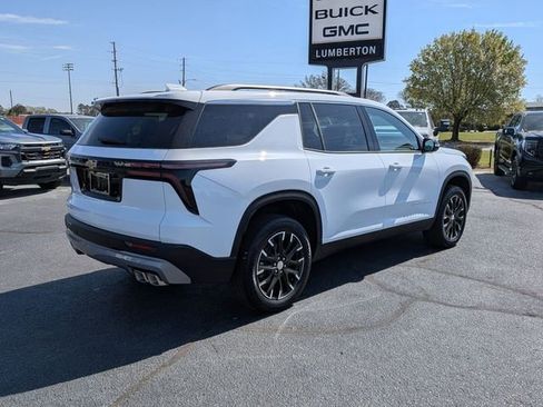 New 2026 Chevrolet Traverse LT w/ Sun and Wheel Package image 3