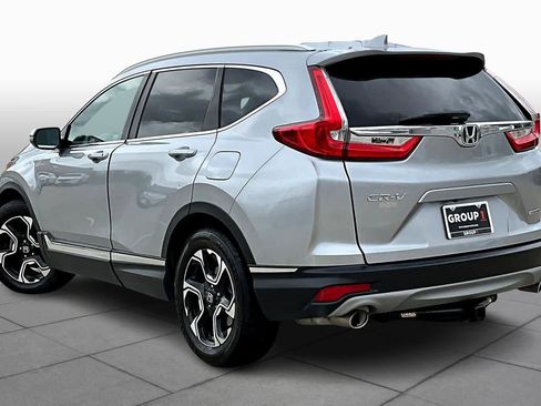 Used 2019 Honda CR-V Touring image 11