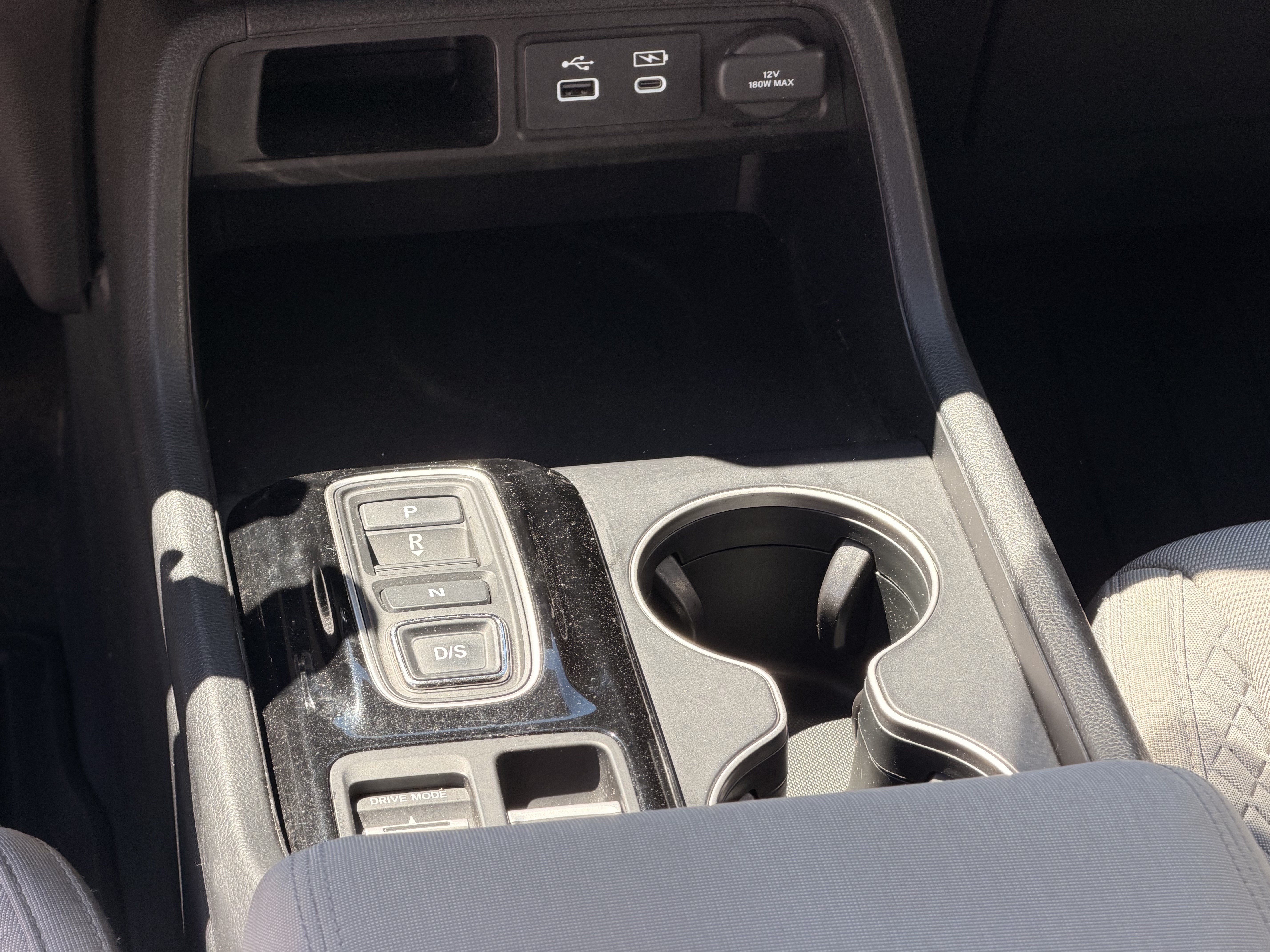 Certified 2024 Honda Pilot LX image 19