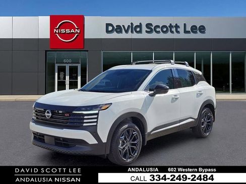 New 2026 Nissan Kicks SR w/ Illumination Package FWD image 1