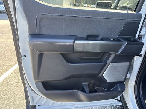 Used 2023 Ford F150 Lariat w/ Equipment Group 502A High image 22