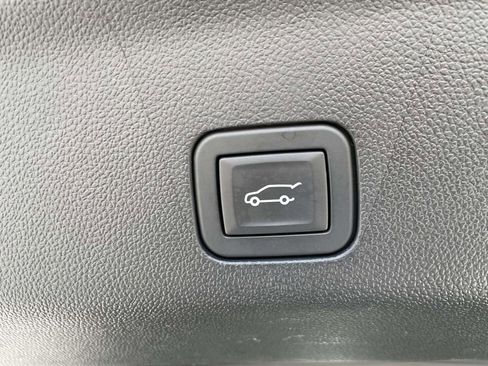 Used 2024 Chevrolet Tahoe RST w/ Luxury Package image 11