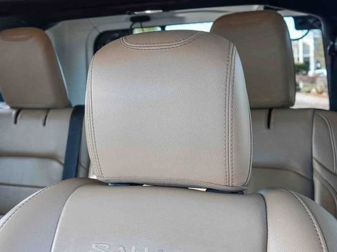 Certified 2018 Jeep Wrangler Unlimited Sahara w/ Dual Top Group image 24