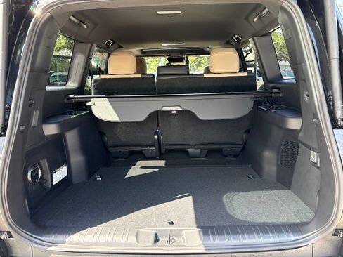 Certified 2026 Lexus GX 550 w/ Accessory Package (CT) AWD/4WD image 22