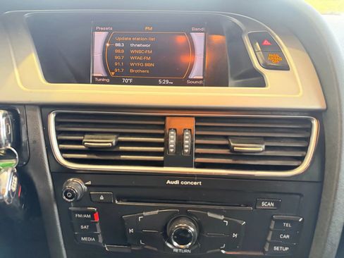 Used 2011 Audi A4 2.0T Premium image 16