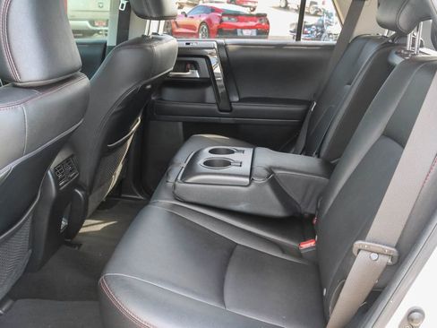 Used 2021 Toyota 4Runner TRD Off-Road Premium AWD/4WD image 7