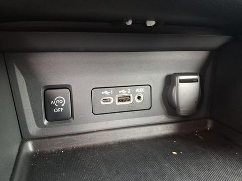 Certified 2025 Nissan Sentra SV w/ Trunk Package image 12