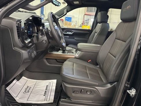 New 2026 Chevrolet Silverado 1500 High Country w/ Technology Package AWD/4WD image 11