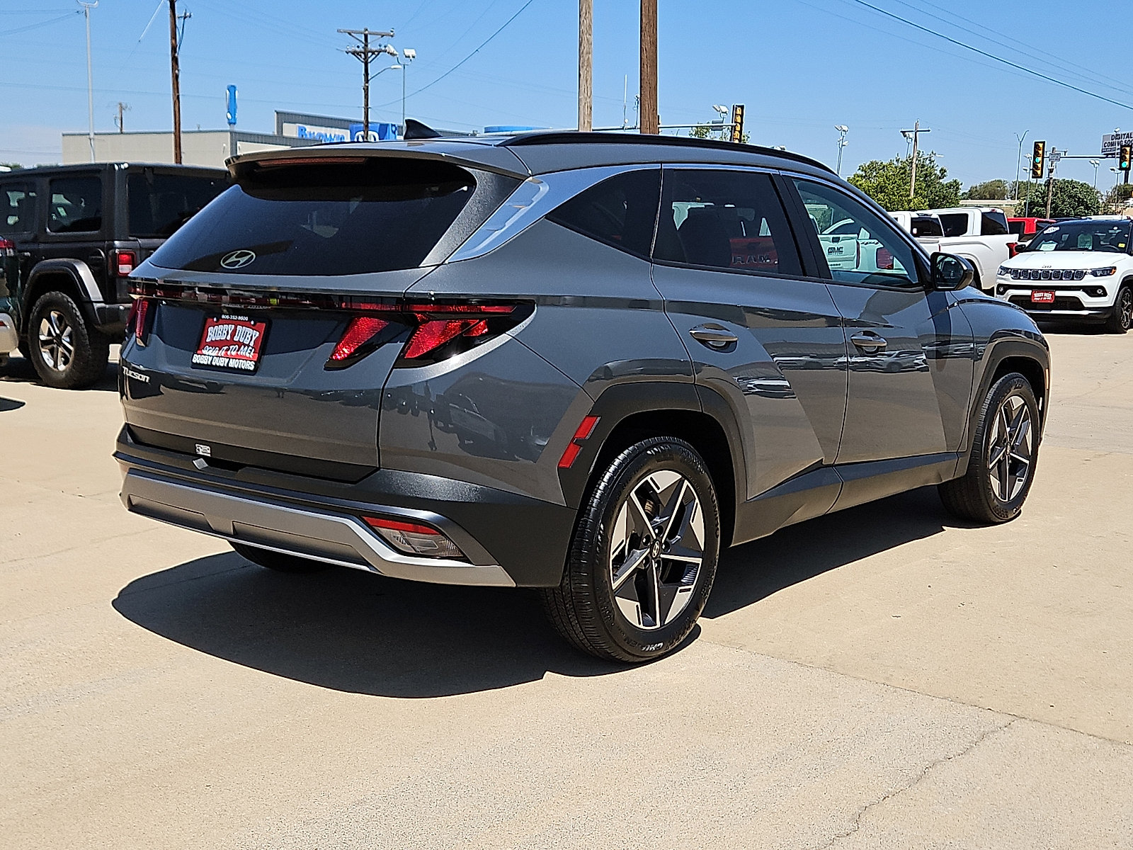 Used 2025 Hyundai Tucson SEL FWD image 3