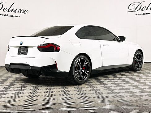 Used 2023 BMW 230i xDrive Coupe w/ Premium Package AWD/4WD image 6