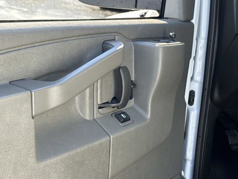 Used 2024 Chevrolet Express 2500 w/ Driver Convenience Package image 19