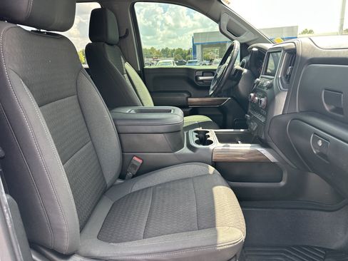 Used 2021 Chevrolet Silverado 1500 LT Trail Boss w/ Bed Protection Package AWD/4WD image 14