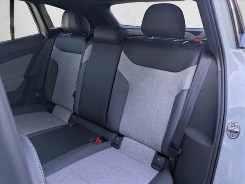 New 2026 Volkswagen ID.4 Pro image 14