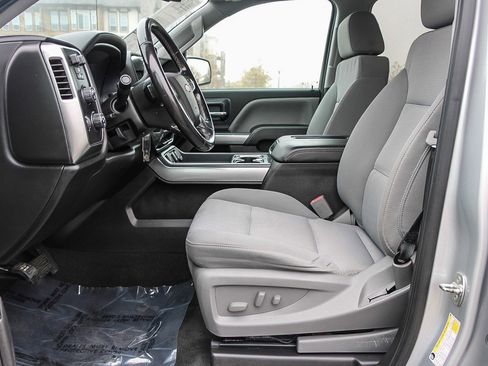 Used 2018 Chevrolet Silverado 1500 LT w/ All Star Edition image 17