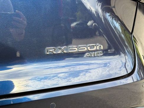 Used 2024 Lexus RX 350h w/ Accessory Package (Z1) AWD/4WD image 11