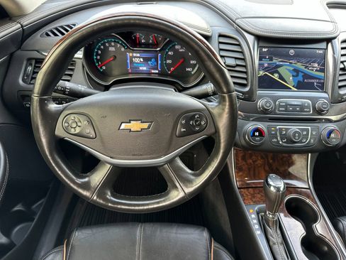 Used 2014 Chevrolet Impala LTZ image 13