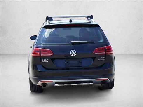 Used 2017 Volkswagen Golf Alltrack SE AWD/4WD image 7