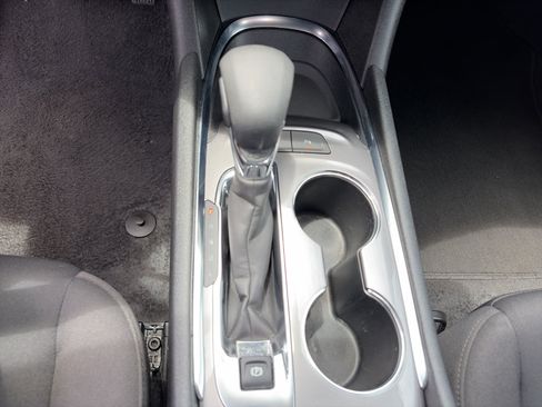 Used 2025 Chevrolet Malibu LT FWD image 19