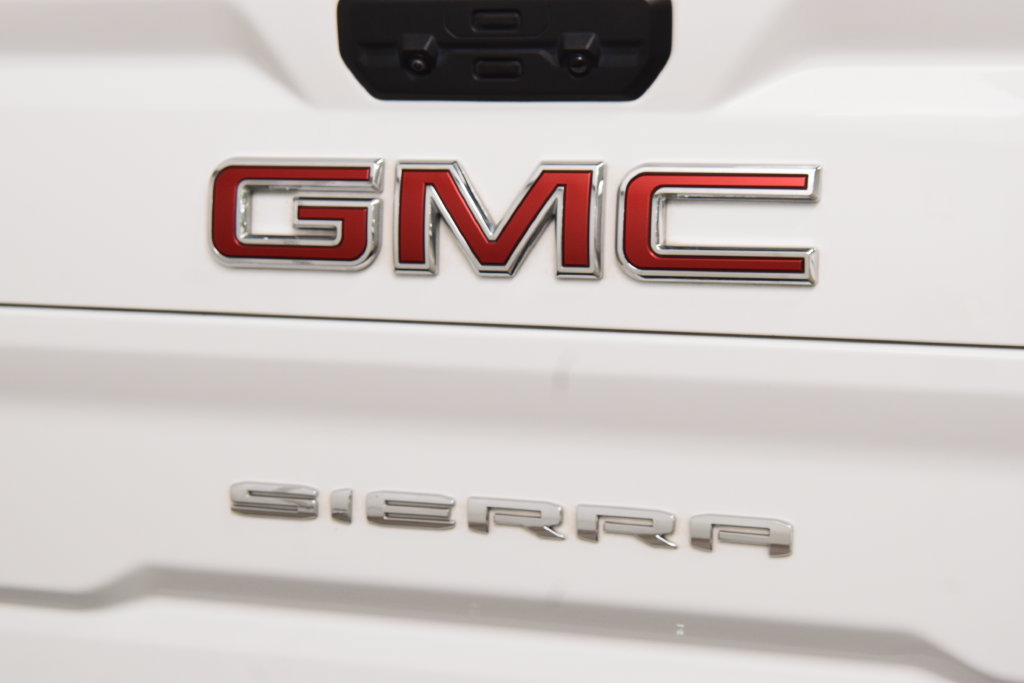Used 2025 GMC Sierra 2500 AT4X AWD/4WD image 27