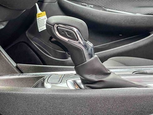 Used 2025 Chevrolet Malibu LT image 21