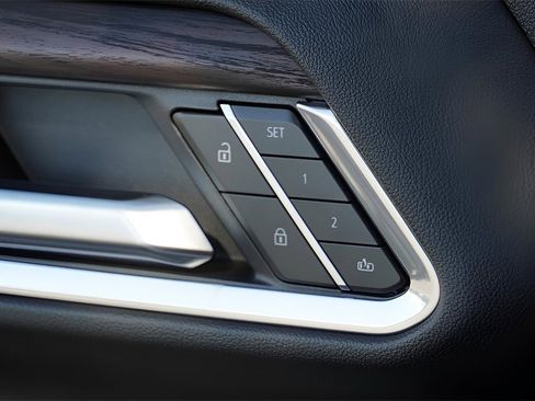 New 2026 GMC Sierra 1500 SLT image 26