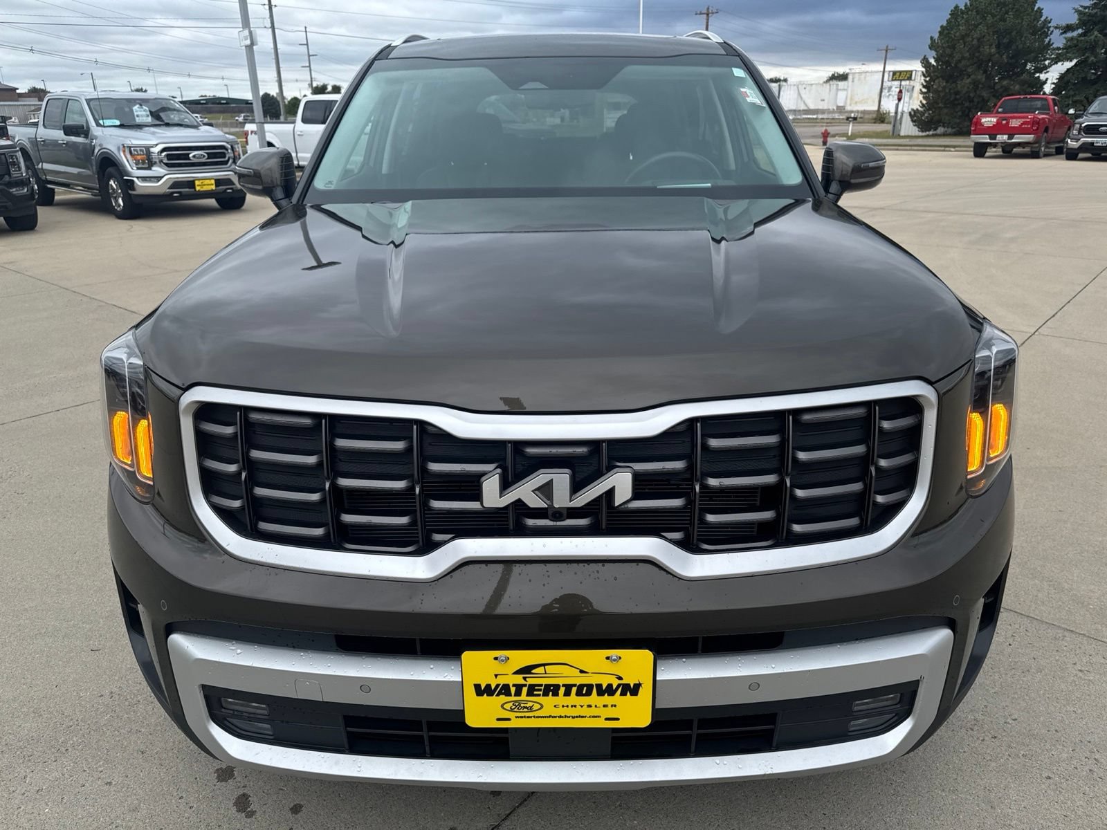 Used 2024 Kia Telluride SX AWD/4WD image 3