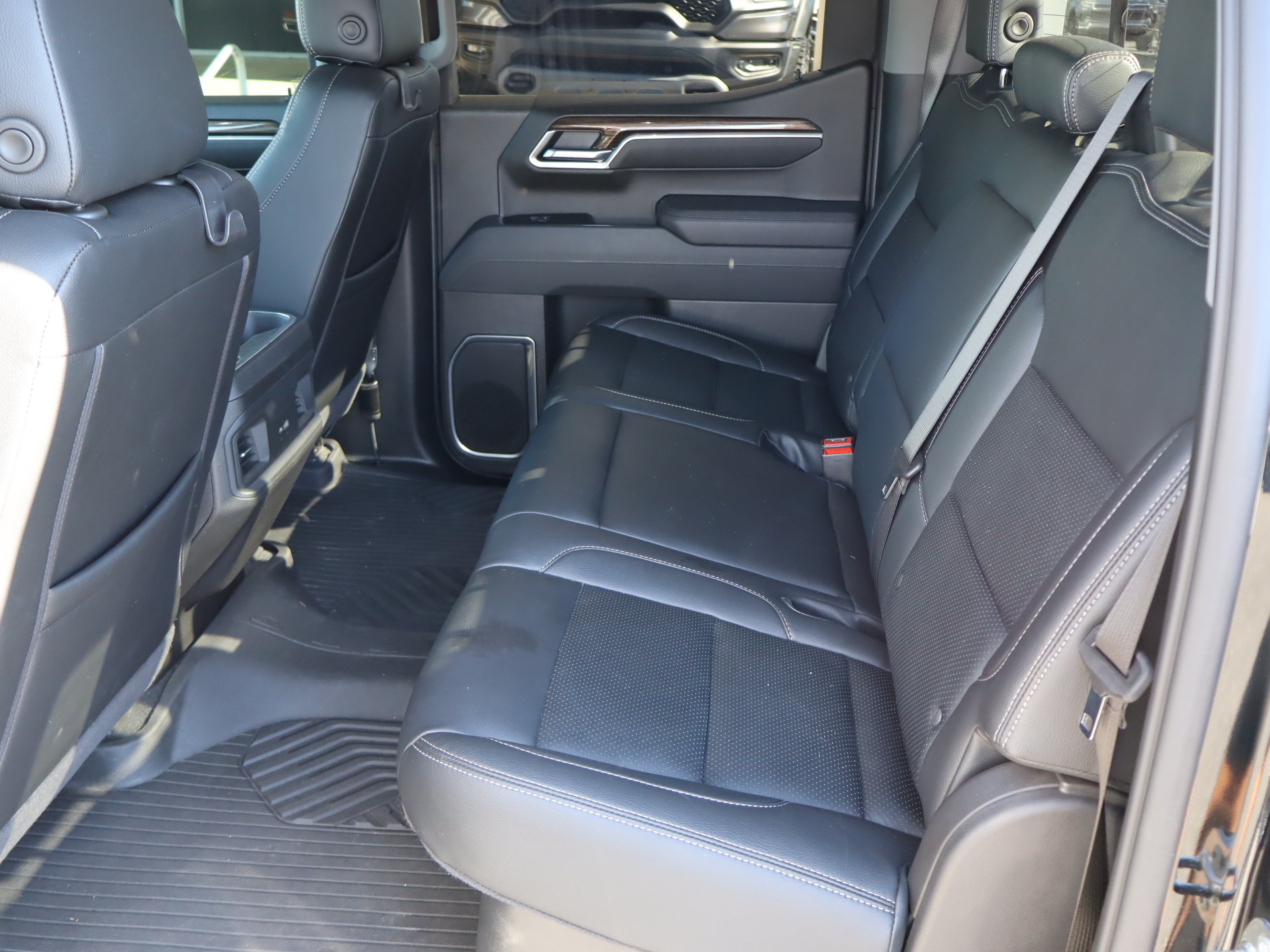 Used 2026 Chevrolet Silverado 1500 RST AWD/4WD image 33