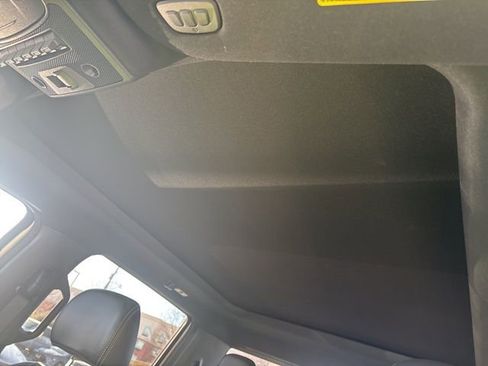 Used 2022 Ford F250 Lariat w/ Tremor Off-Road Package image 16