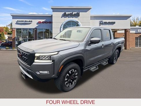 Used 2024 Nissan Frontier PRO-4X w/ Technology Package image 4