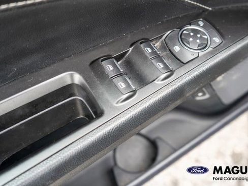 Used 2020 Ford Fusion Energi Titanium FWD image 21