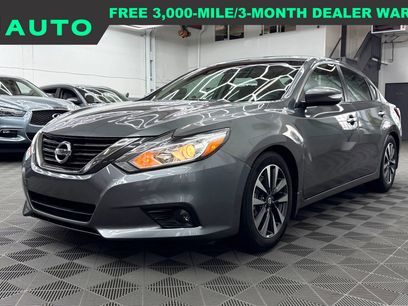 Used 2017 Nissan Altima 2.5 SV w/ Convenience Package