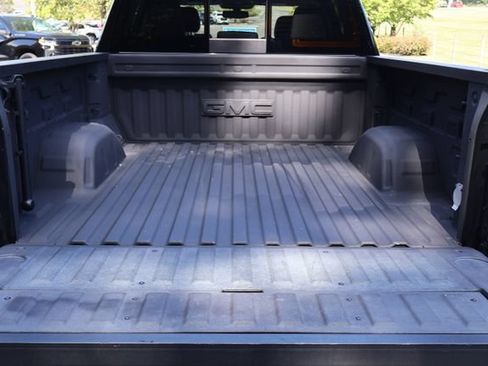 Used 2021 GMC Sierra 1500 SLT w/ SLT Premium Package AWD/4WD image 22