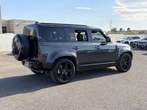 Used 2023 Land Rover Defender 110 X-Dynamic SE AWD/4WD image 28