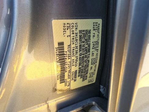 Used 2008 Nissan Versa SL w/ Convenience Pkg image 26