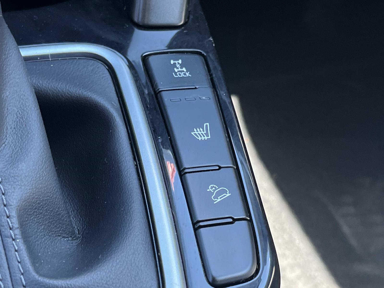 Used 2024 Kia Seltos S AWD/4WD image 35