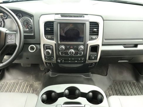 Certified 2018 RAM 1500 Big Horn AWD/4WD image 34