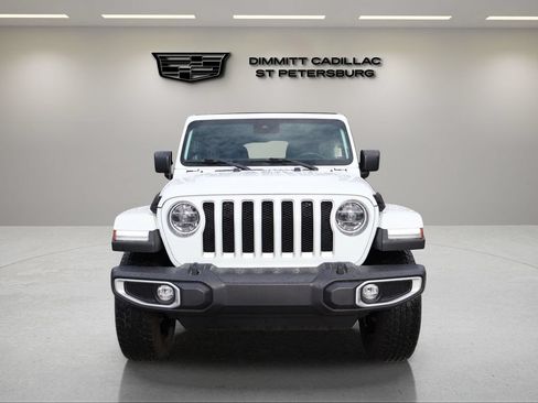 Used 2021 Jeep Wrangler Unlimited Sahara AWD/4WD image 8