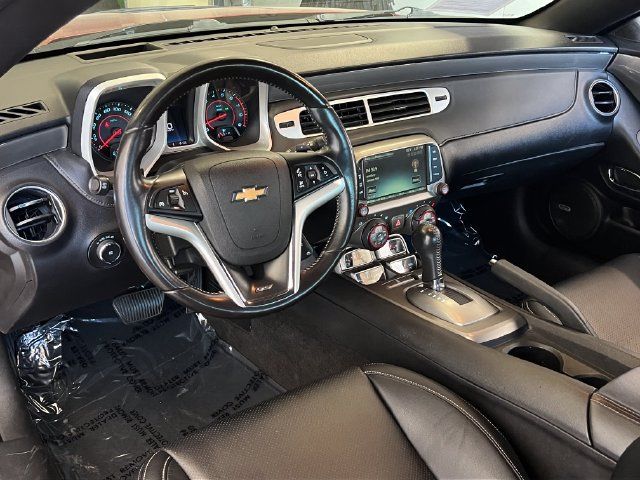 Used 2015 Chevrolet Camaro SS w/ RS Package RWD image 19