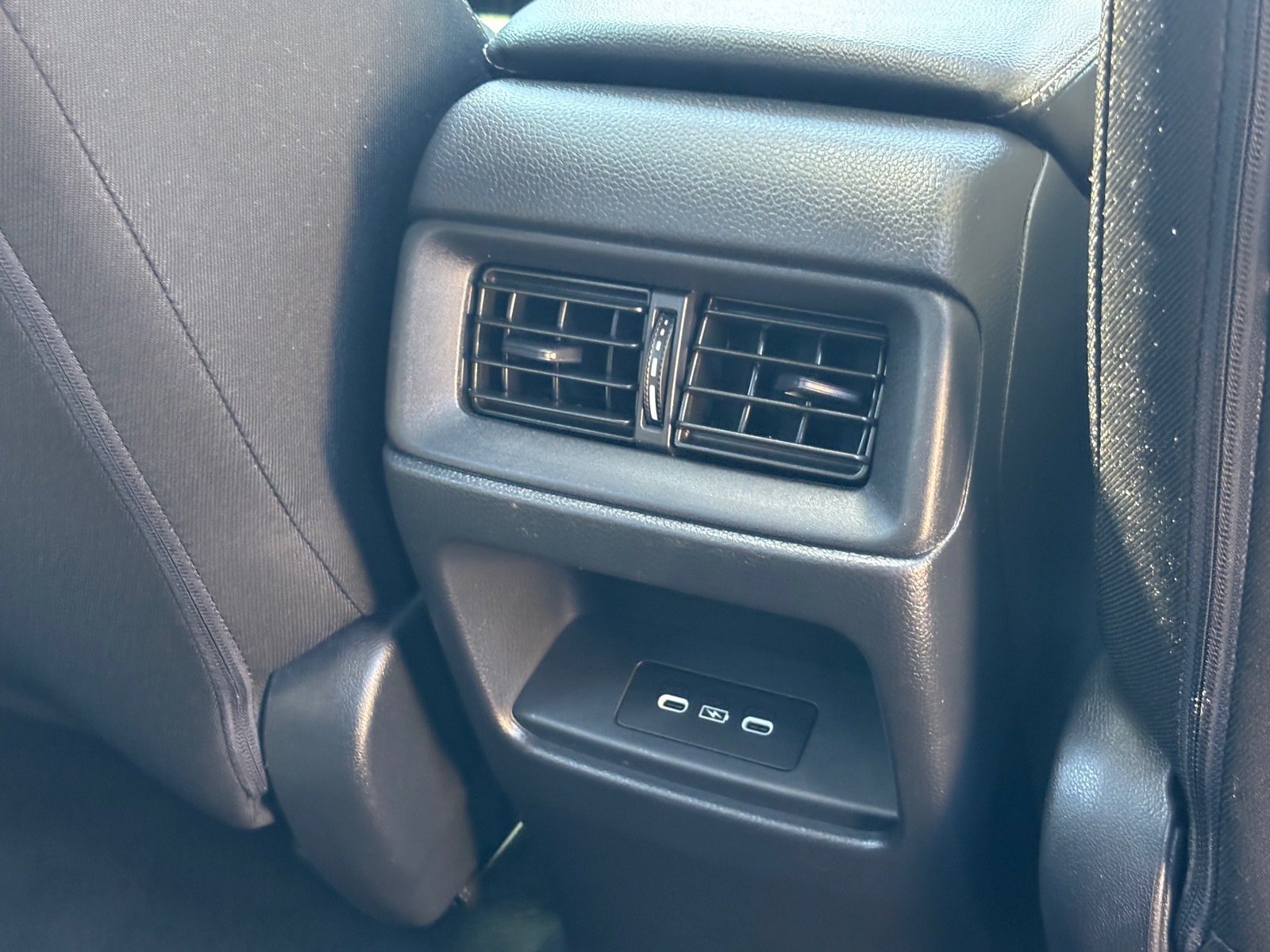 Used 2025 Honda CR-V EX image 31
